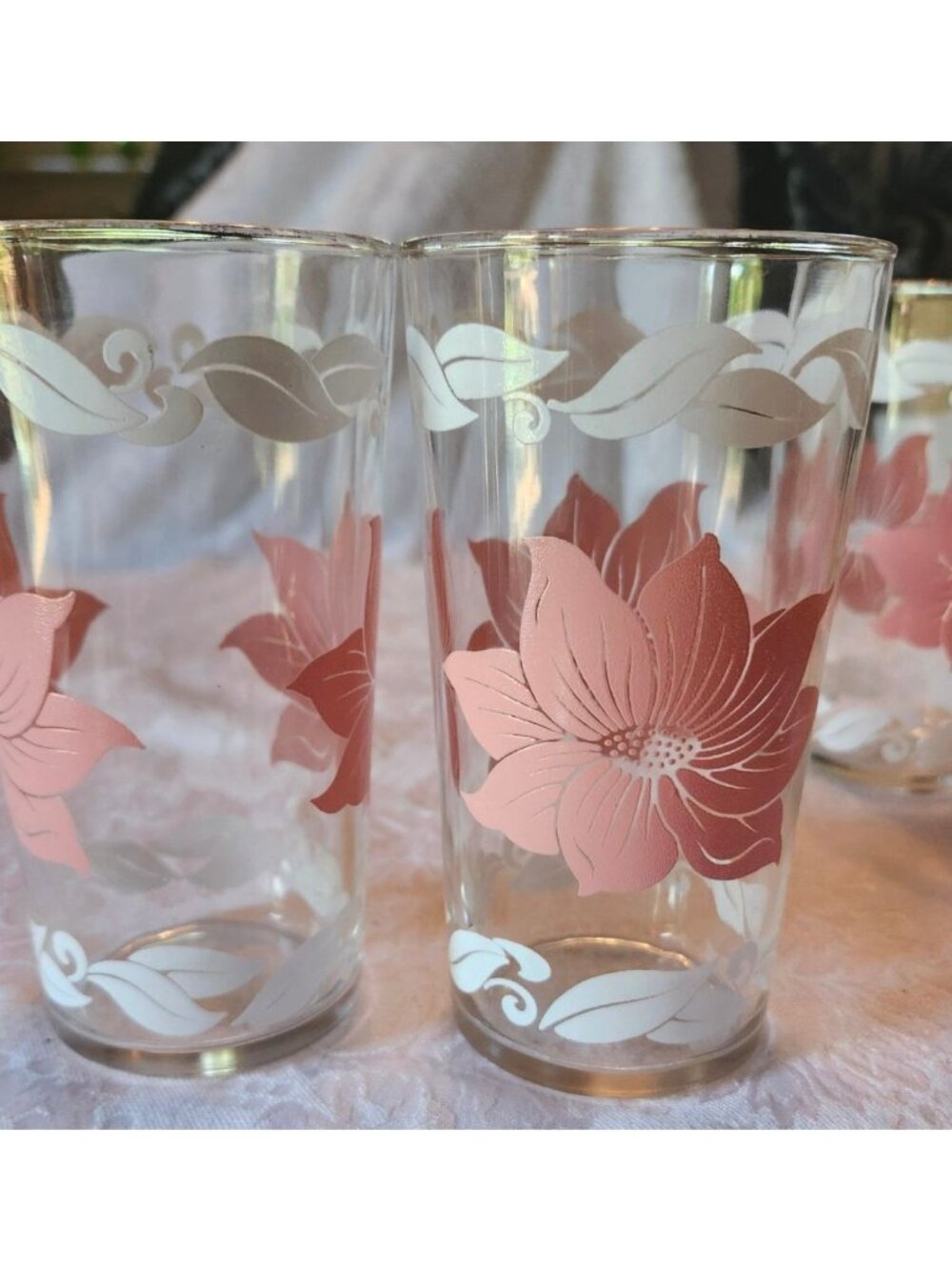 Vintage Pink & White Hibiscus Glass Tumblers Set Of 5 5-Inch Tall Floral Design - Picture 6 of 10